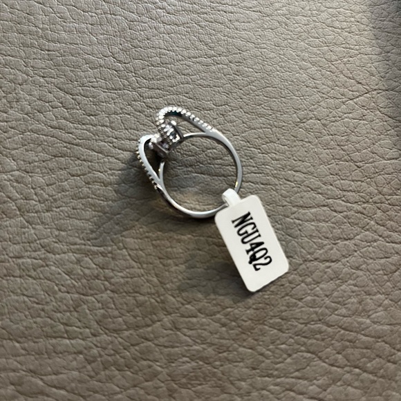 Charmed Aroma | Size 7 Ring - Picture 7 of 8